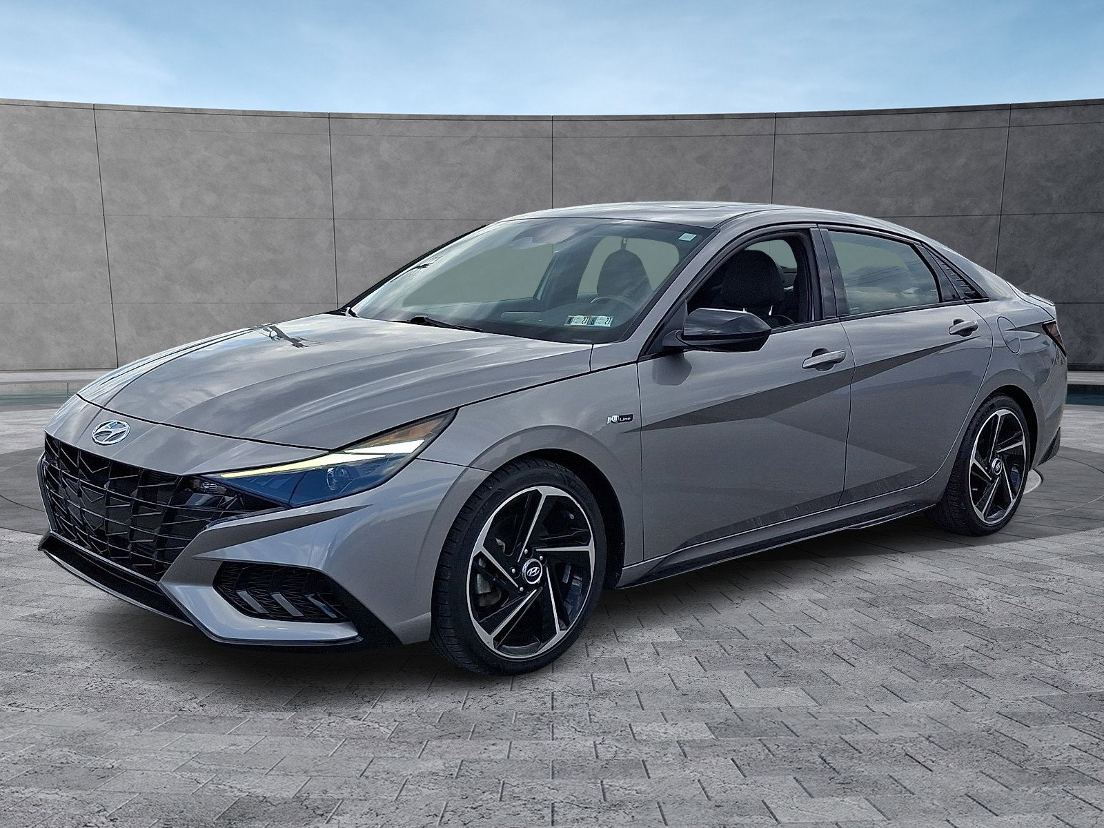 Certified 2022 Hyundai Elantra N Line FWD image 3