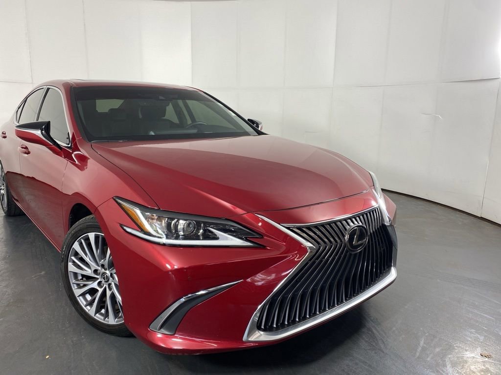 Used 2019 Lexus ES 350 w/ Accessory Package FWD image 2
