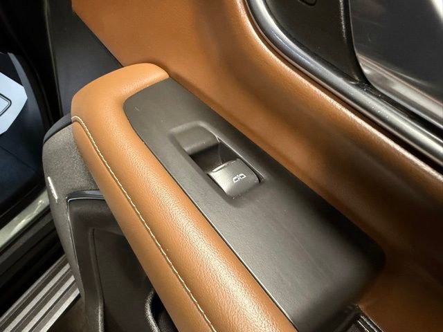 Used 2023 Chevrolet Tahoe High Country w/ LPO, Illumination Package AWD/4WD image 34