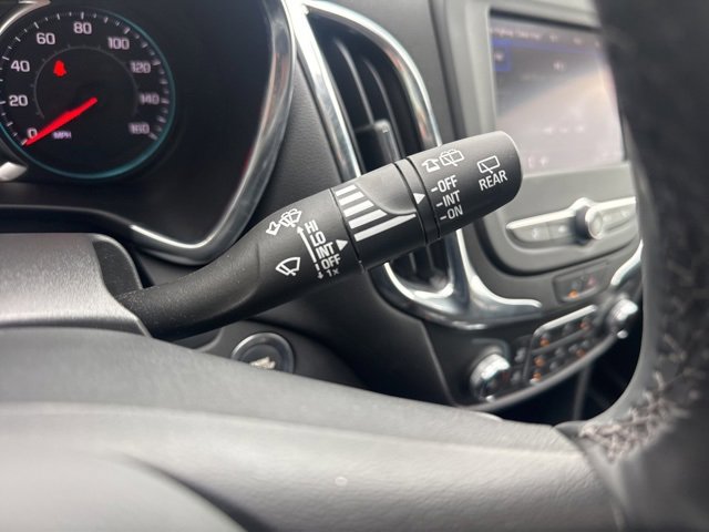 Used 2023 Chevrolet Equinox LT image 19