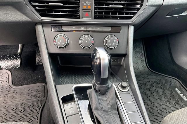 Used 2021 Volkswagen Jetta S image 26