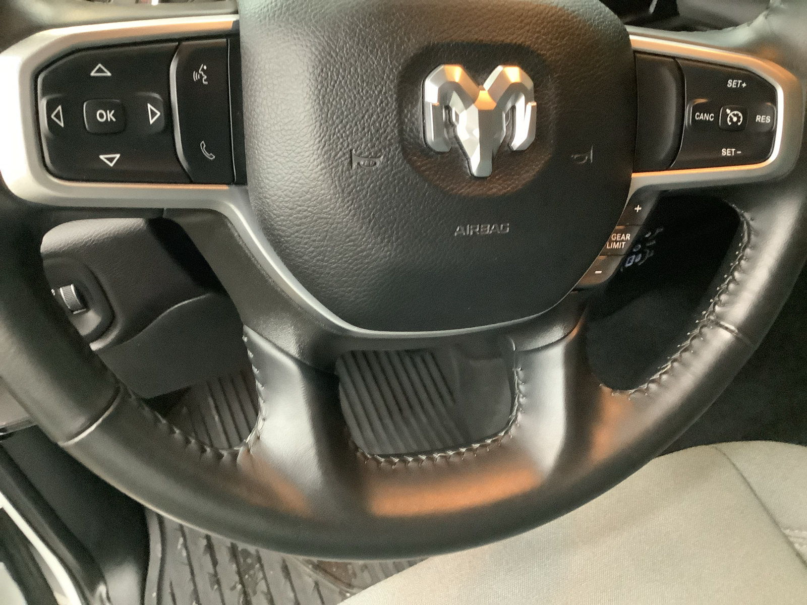 Used 2023 RAM 2500 Big Horn w/ Level 1 Equipment Group AWD/4WD image 16