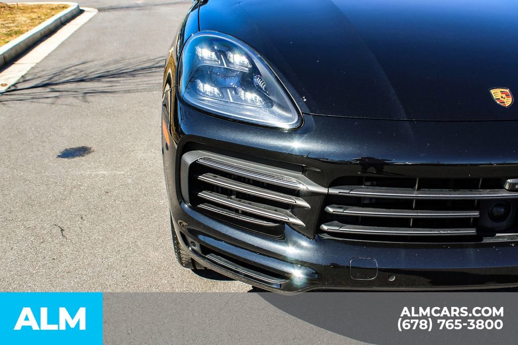 Used 2023 Porsche Cayenne S Platinum w/ Premium Package Plus image 11