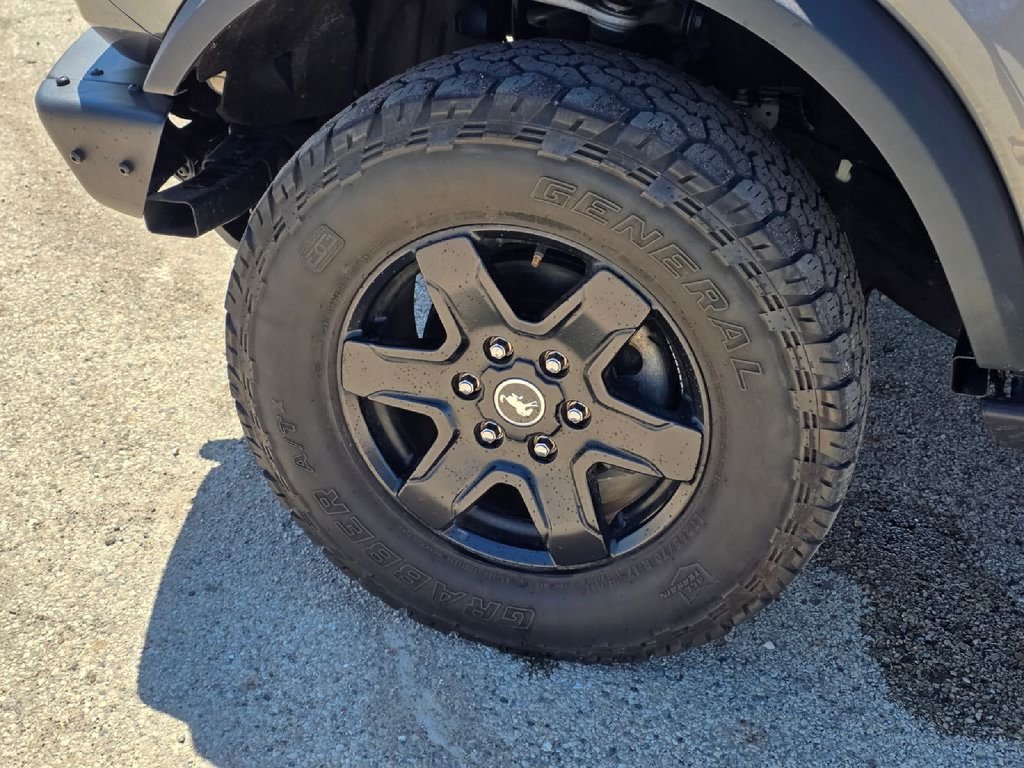 Used 2022 Ford Bronco Black Diamond AWD/4WD image 16