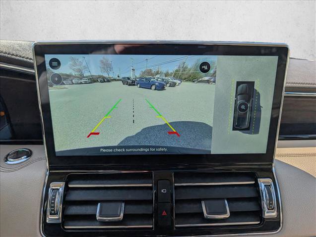 Used 2024 Lincoln Navigator Reserve image 14