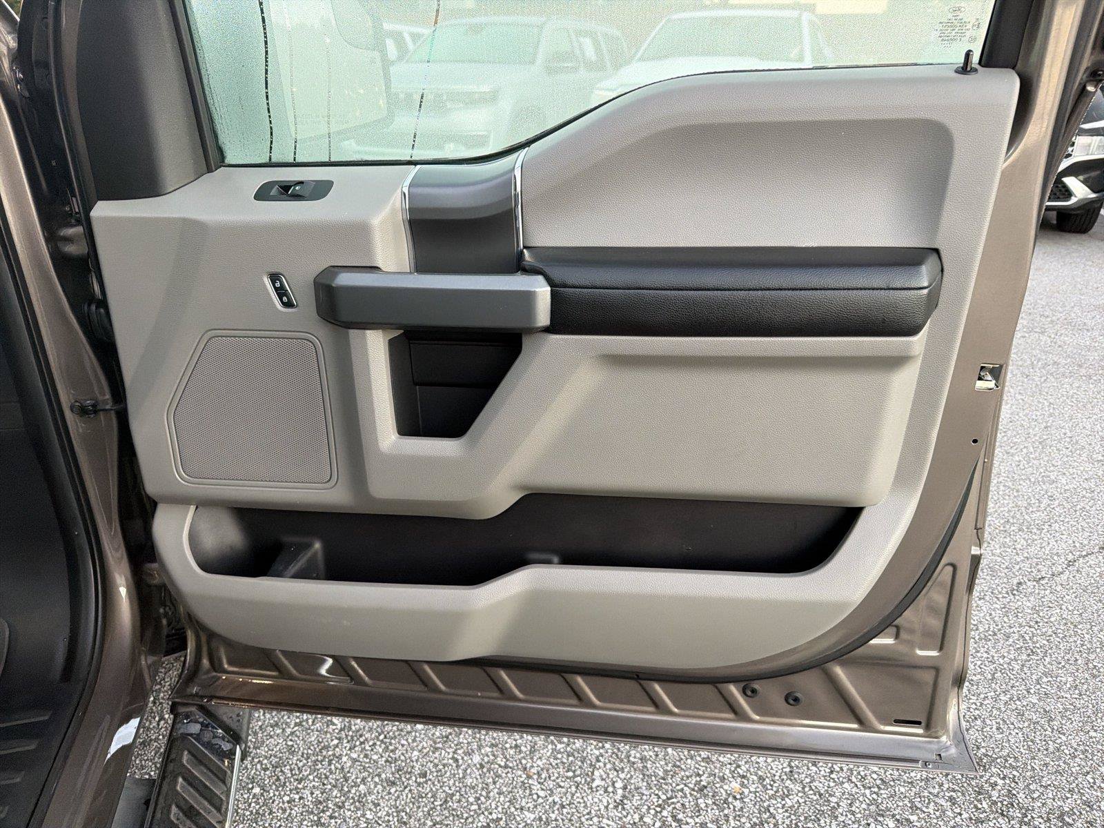 Used 2018 Ford F150 XLT w/ Equipment Group 301A Mid RWD image 12
