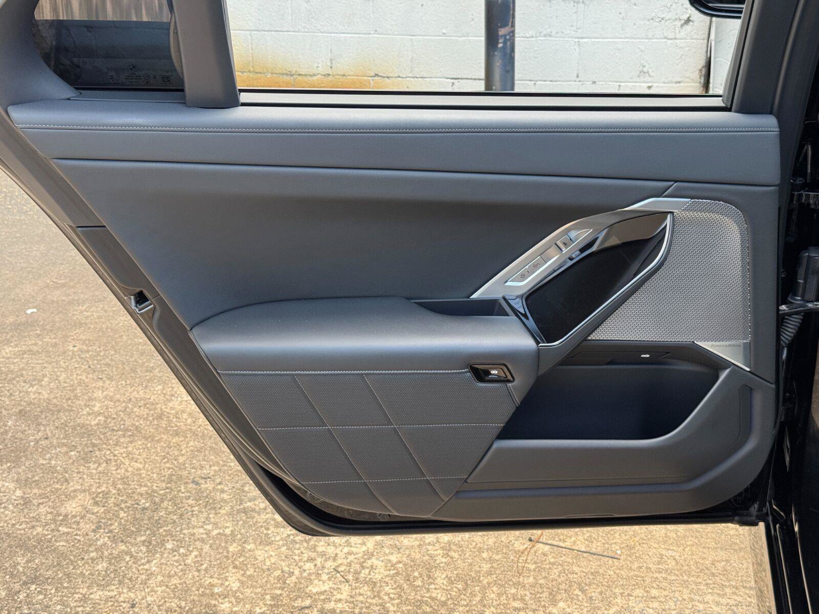 Used 2024 BMW i7 eDrive50 w/ M Sport Package RWD image 49