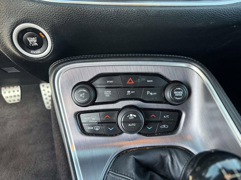 Used 2016 Dodge Challenger R/T Scat Pack image 19