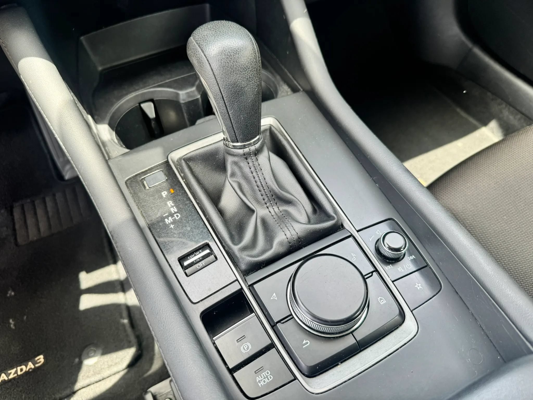 Used 2021 MAZDA MAZDA3 s FWD image 24