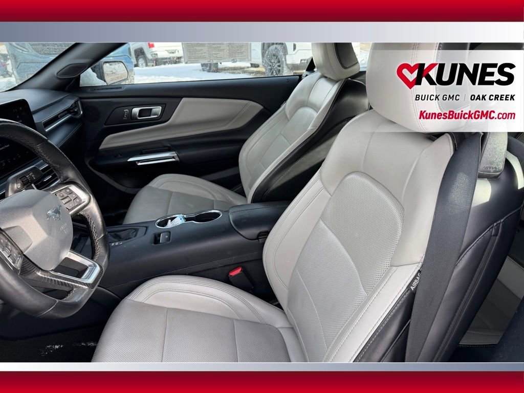 Used 2024 Ford Mustang Premium image 7