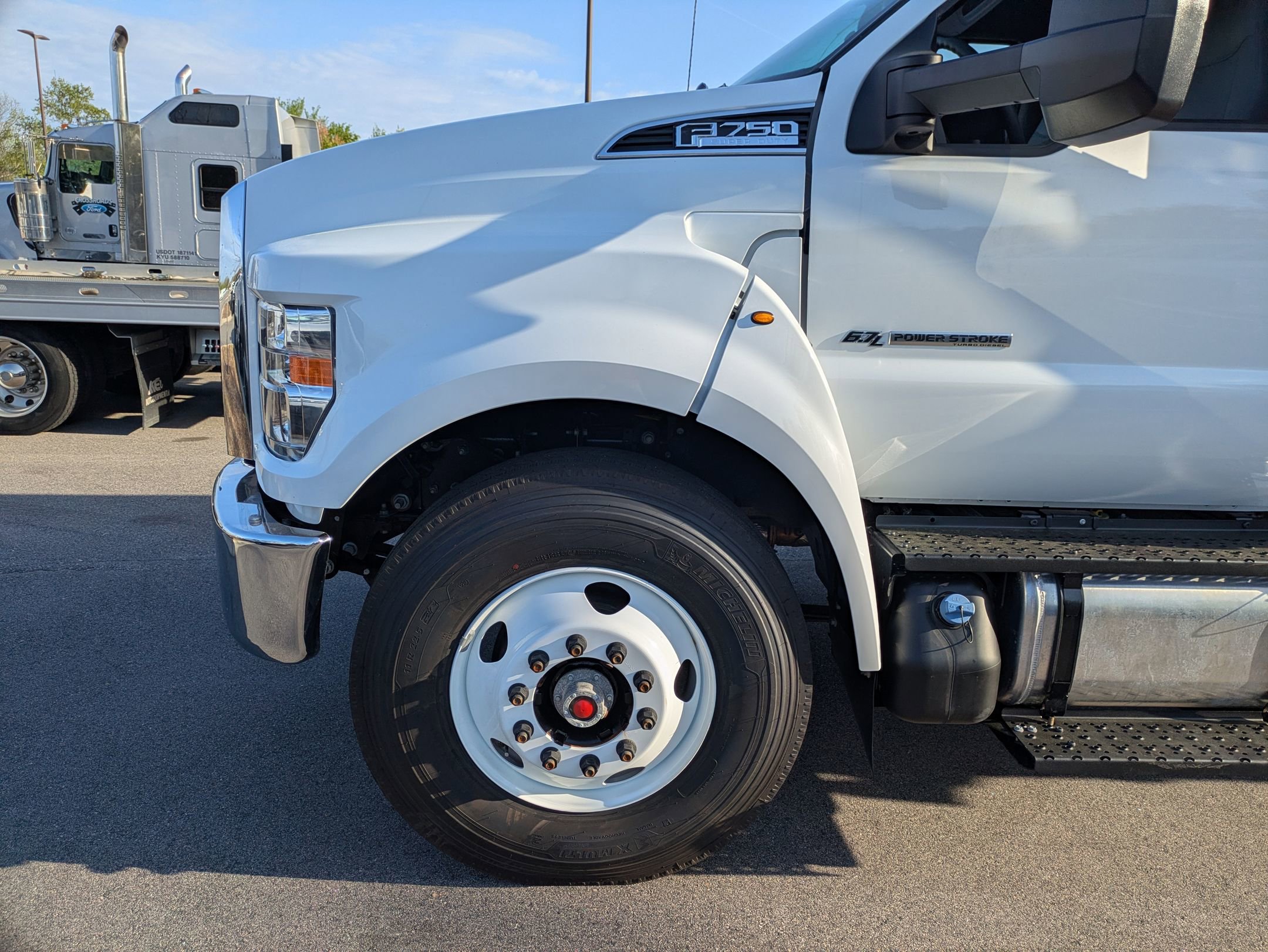 New 2027 Ford F750 2WD Regular Cab Super Duty image 9