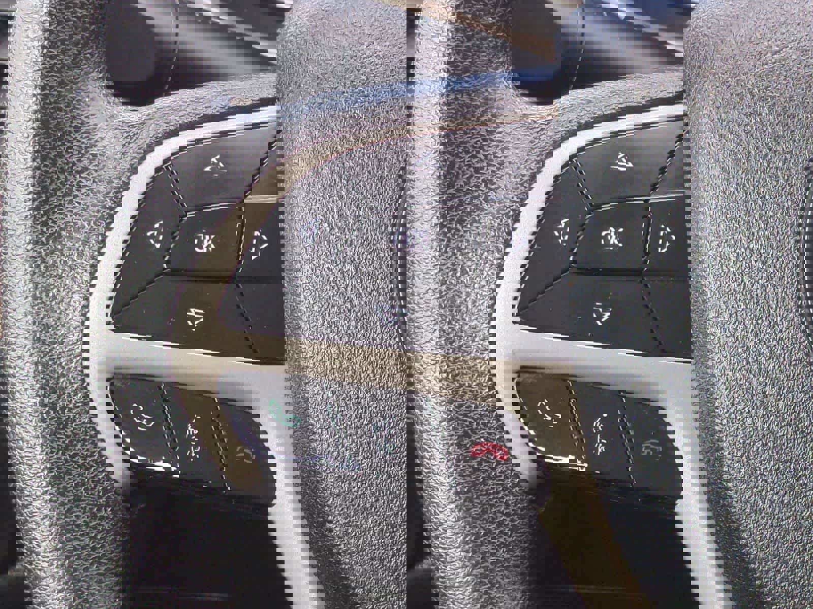 Used 2014 Jeep Cherokee Sport image 23