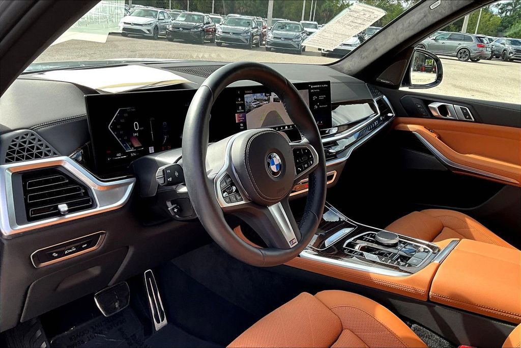 Used 2026 BMW X7 xDrive40i image 14