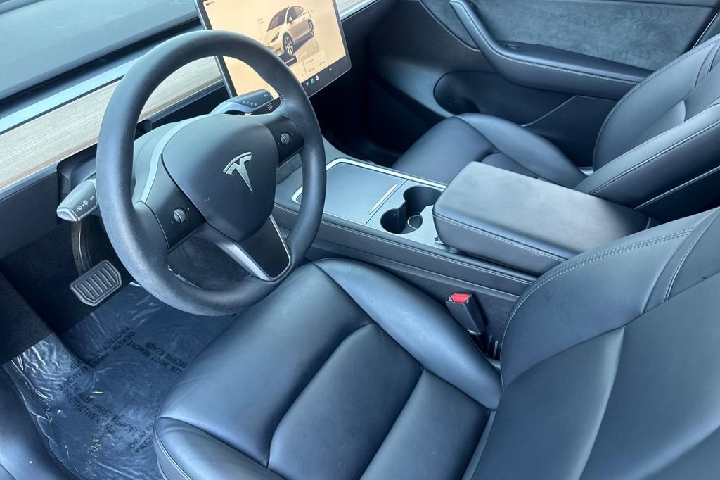 Used 2022 Tesla Model Y Long Range AWD/4WD image 9