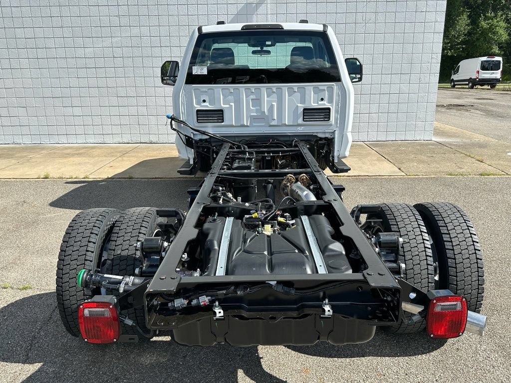 New 2026 Ford F550 4x4 Regular Cab Super Duty image 21