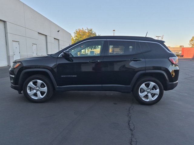 Used 2018 Jeep Compass Latitude AWD/4WD image 9