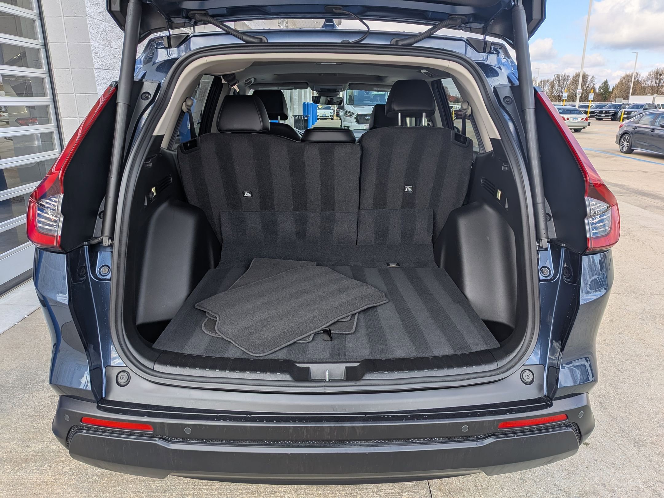 Used 2023 Honda CR-V EX-L image 27