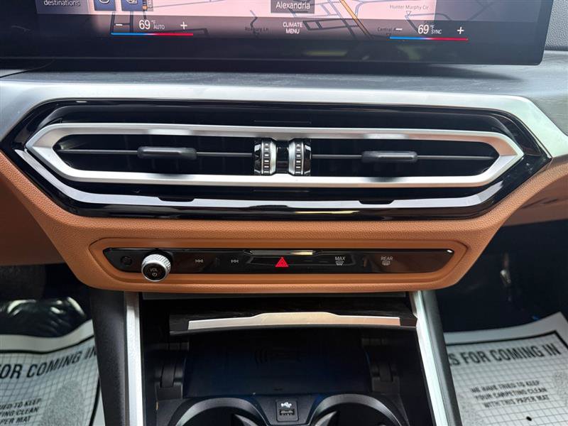 Used 2023 BMW 330i xDrive Sedan AWD/4WD image 28