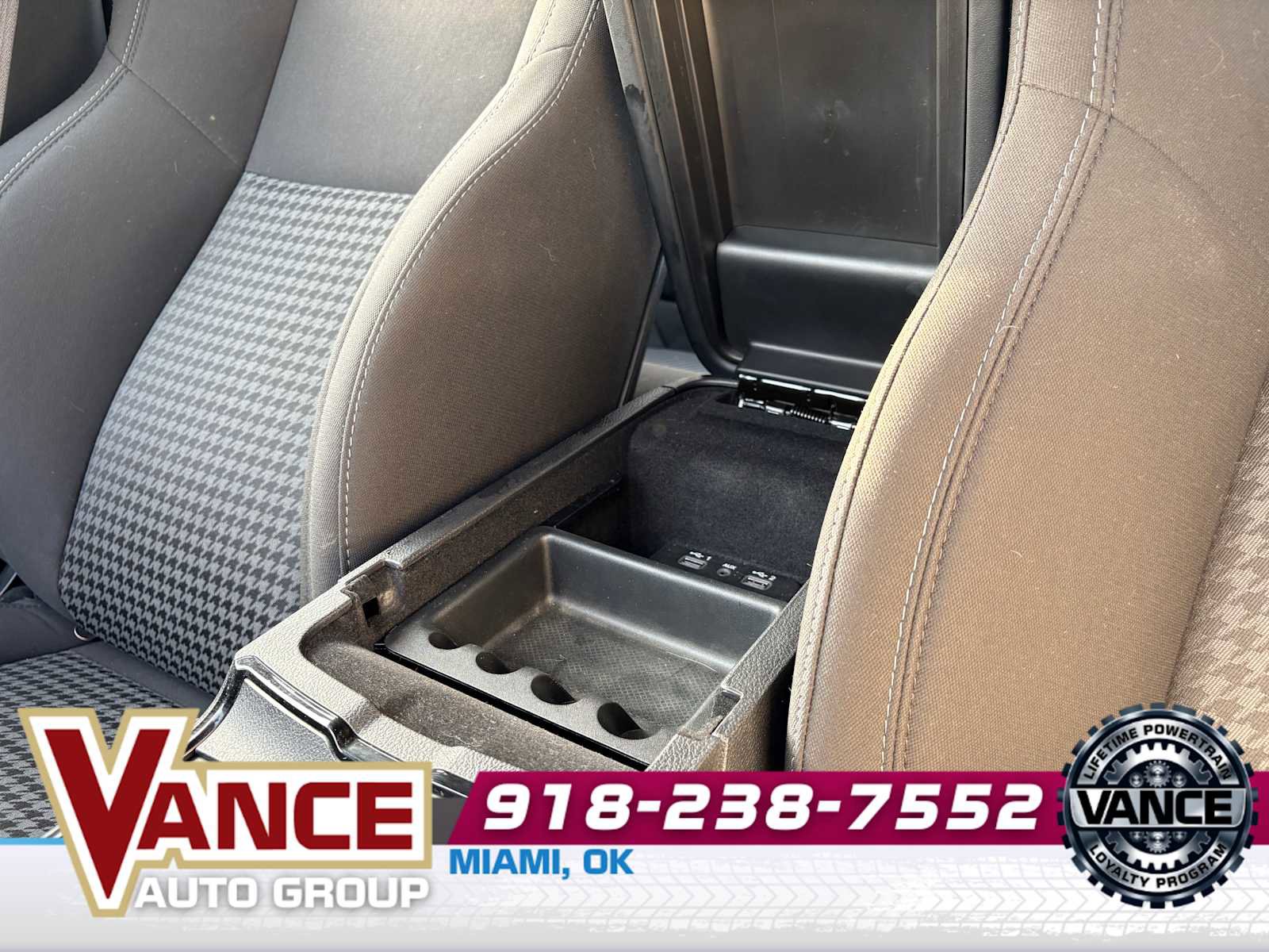 Used 2023 Dodge Charger R/T w/ Blacktop Package RWD image 36