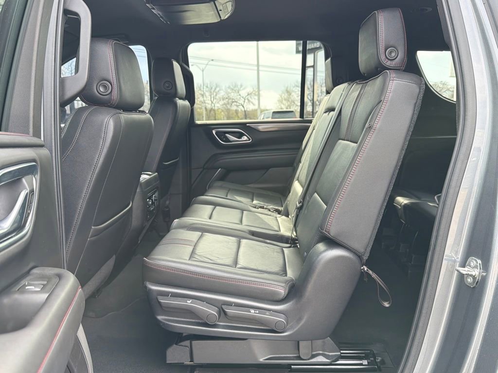 Used 2021 Chevrolet Suburban RST image 25