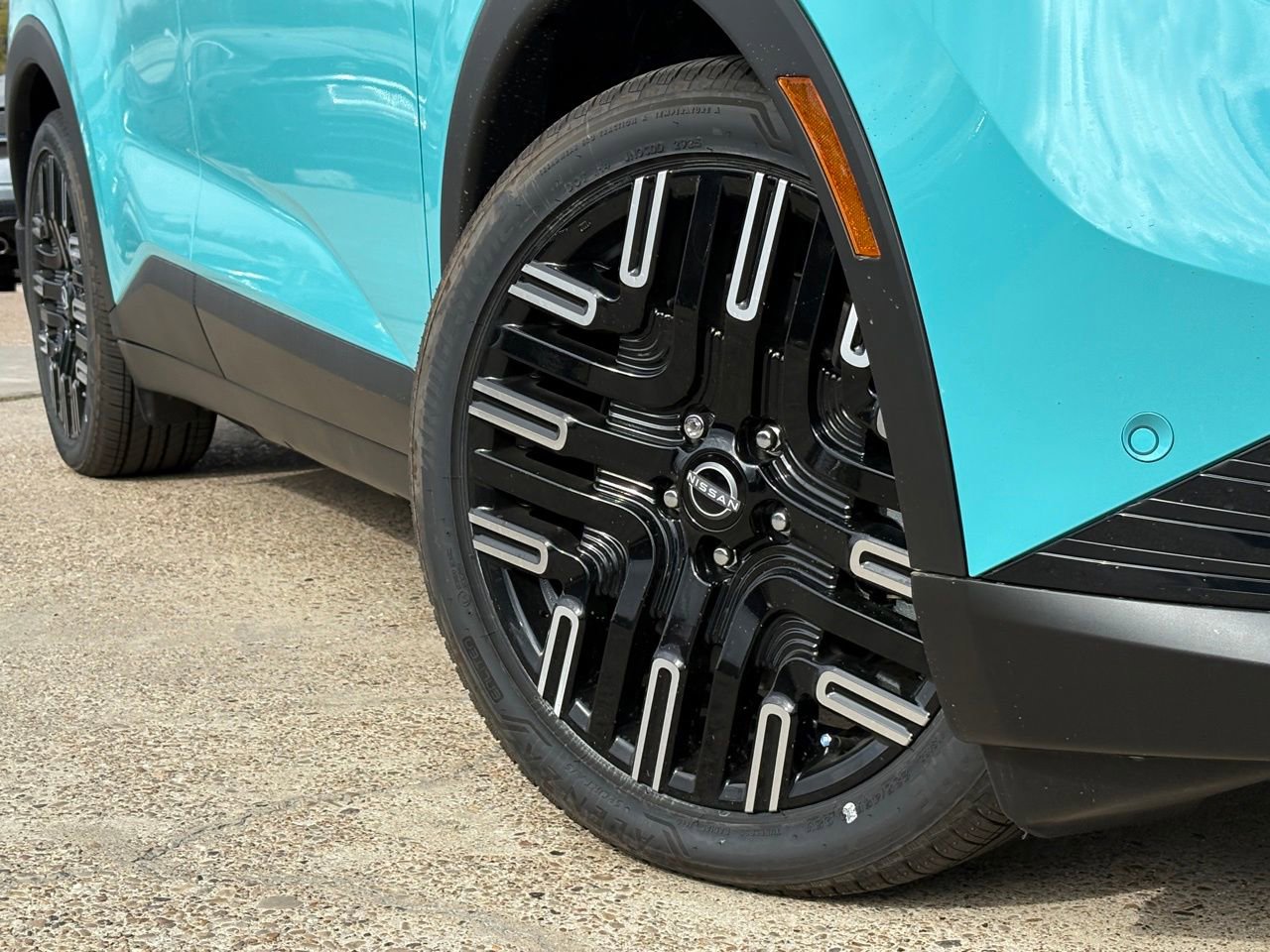 New 2026 Nissan Leaf Platinum+ w/ Cargo Package (Platinum+) image 10