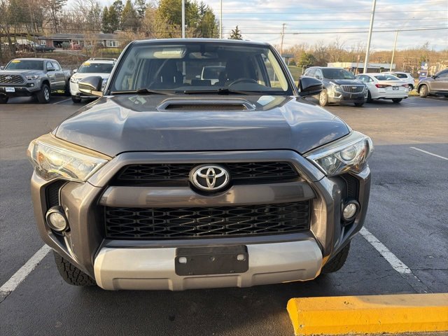 Used 2015 Toyota 4Runner Trail video 2