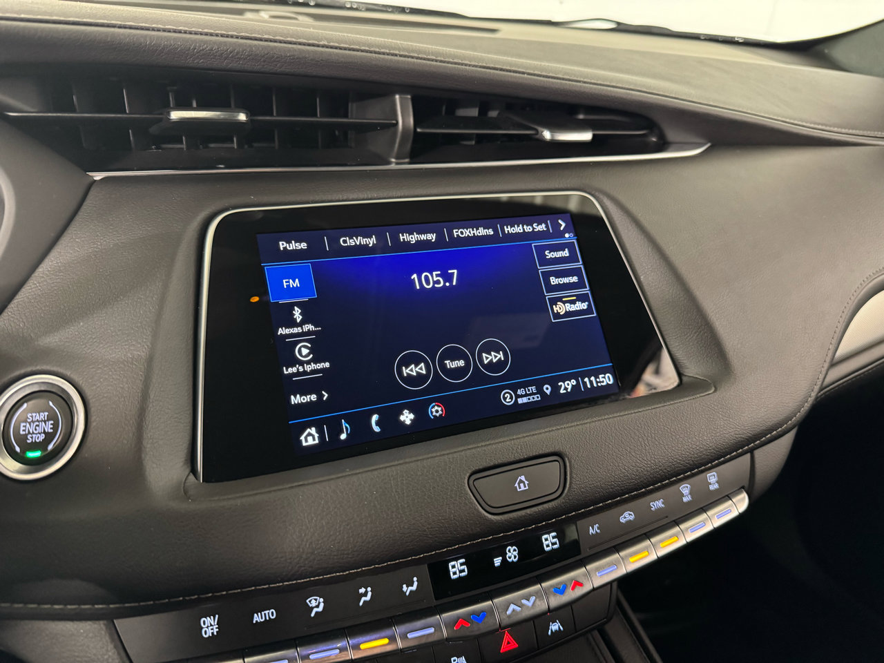 Used 2022 Cadillac XT4 Premium Luxury w/ Enhanced Visibility Package image 22