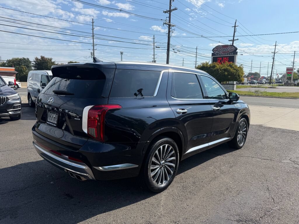 Used 2024 Hyundai Palisade Calligraphy AWD/4WD image 7