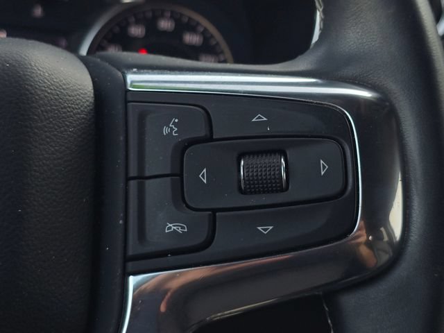 Used 2023 Chevrolet Blazer LT FWD image 19