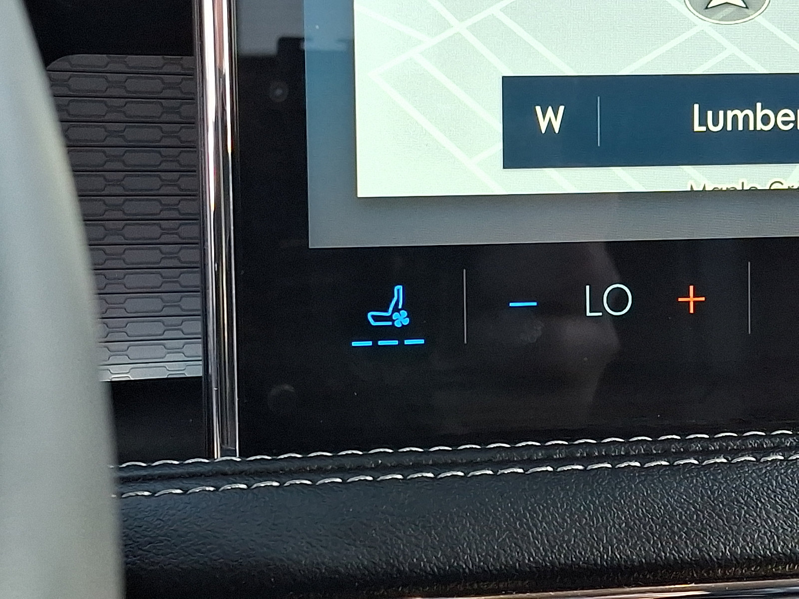 Certified 2023 Lincoln Corsair AWD w/ Equipment Group 101A image 24