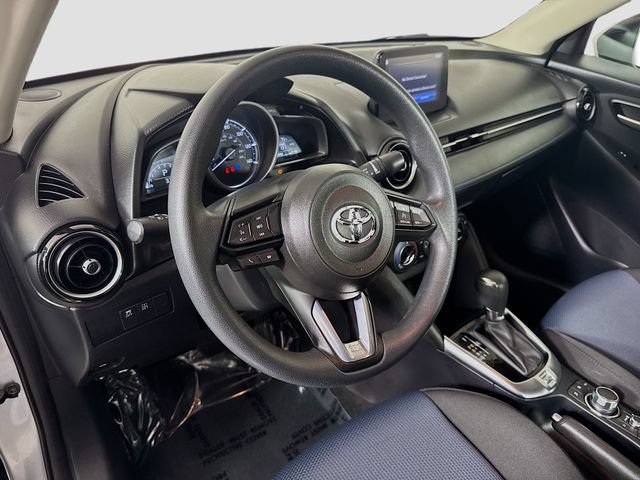 Used 2019 Toyota Yaris LE FWD image 18