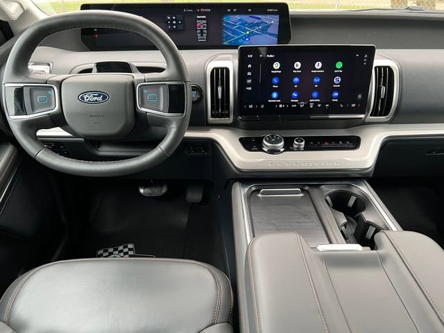 Certified 2025 Ford Expedition Max Active AWD/4WD image 4