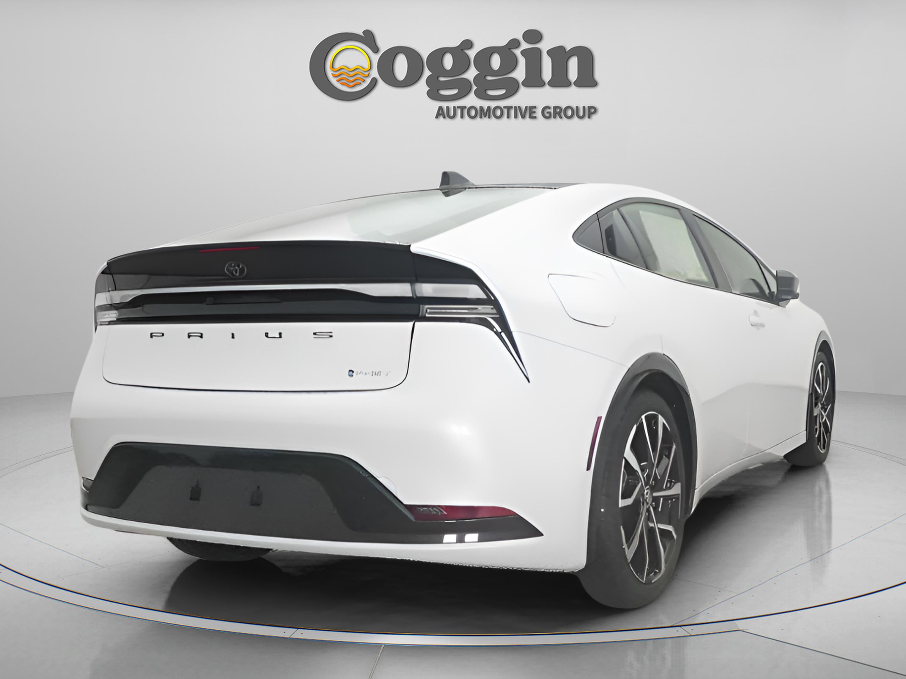 New 2026 Toyota Prius Plug-In Hybrid FWD image 17