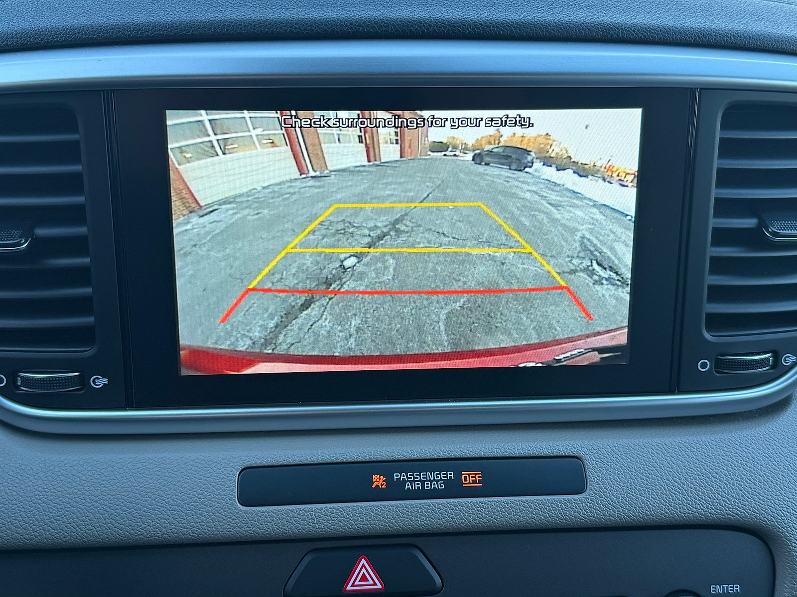 Used 2022 Kia Sportage LX image 27