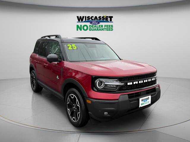 Certified 2025 Ford Bronco Sport Outer Banks w/ Outer Banks Tech Package+ AWD/4WD image 1