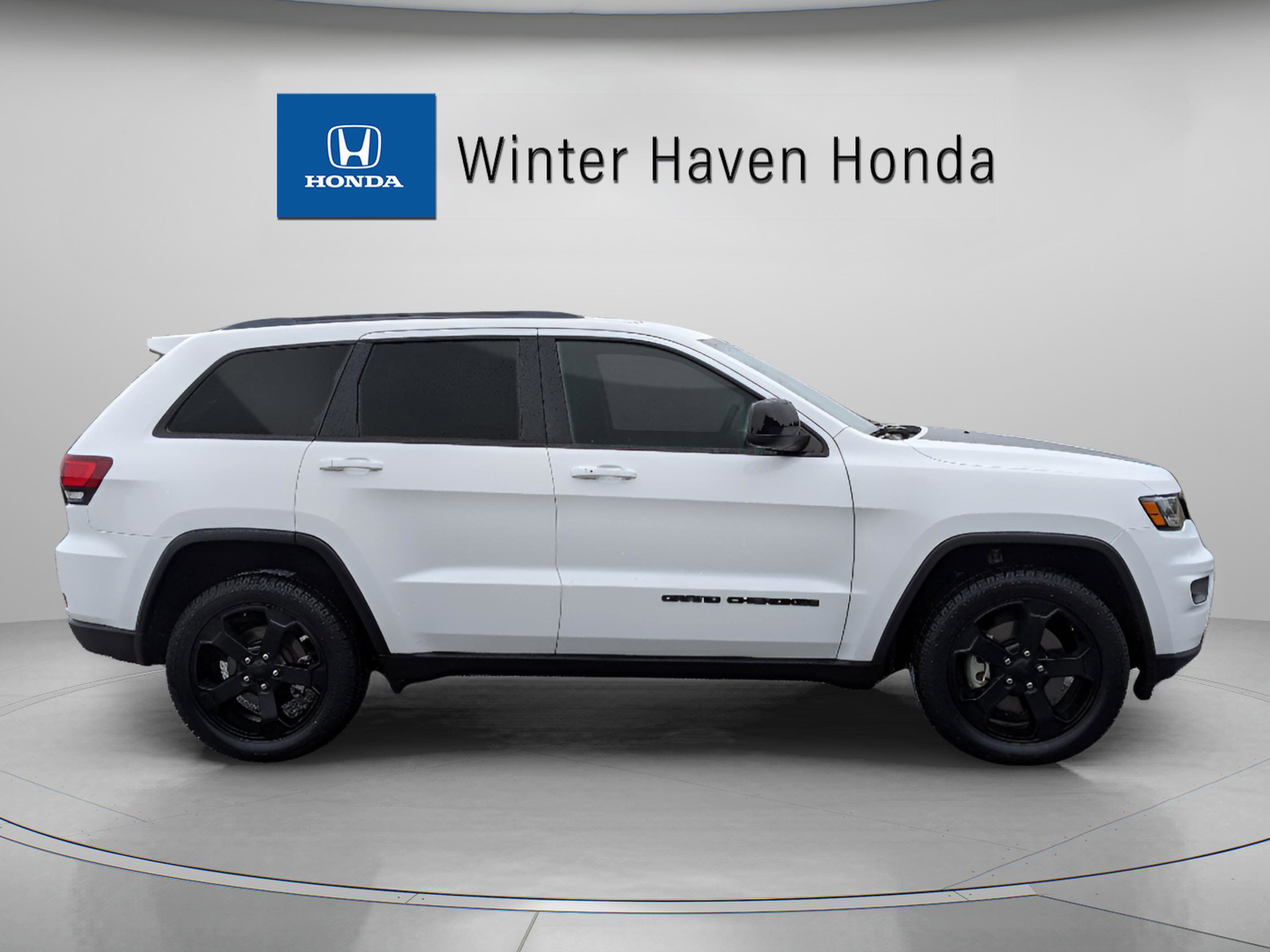 Used 2021 Jeep Grand Cherokee Freedom Edition image 8