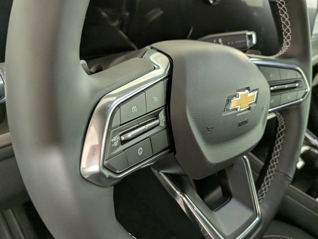 New 2026 Chevrolet Traverse LT w/ Driver Confidence Package AWD/4WD image 21