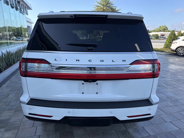 Used 2020 Lincoln Navigator Black Label w/ Cargo Convenience Package AWD/4WD image 3