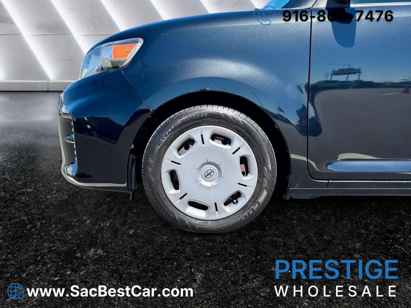 Used 2014 Scion xB FWD image 18
