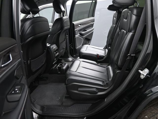 Used 2021 Jeep Grand Cherokee L Limited image 13