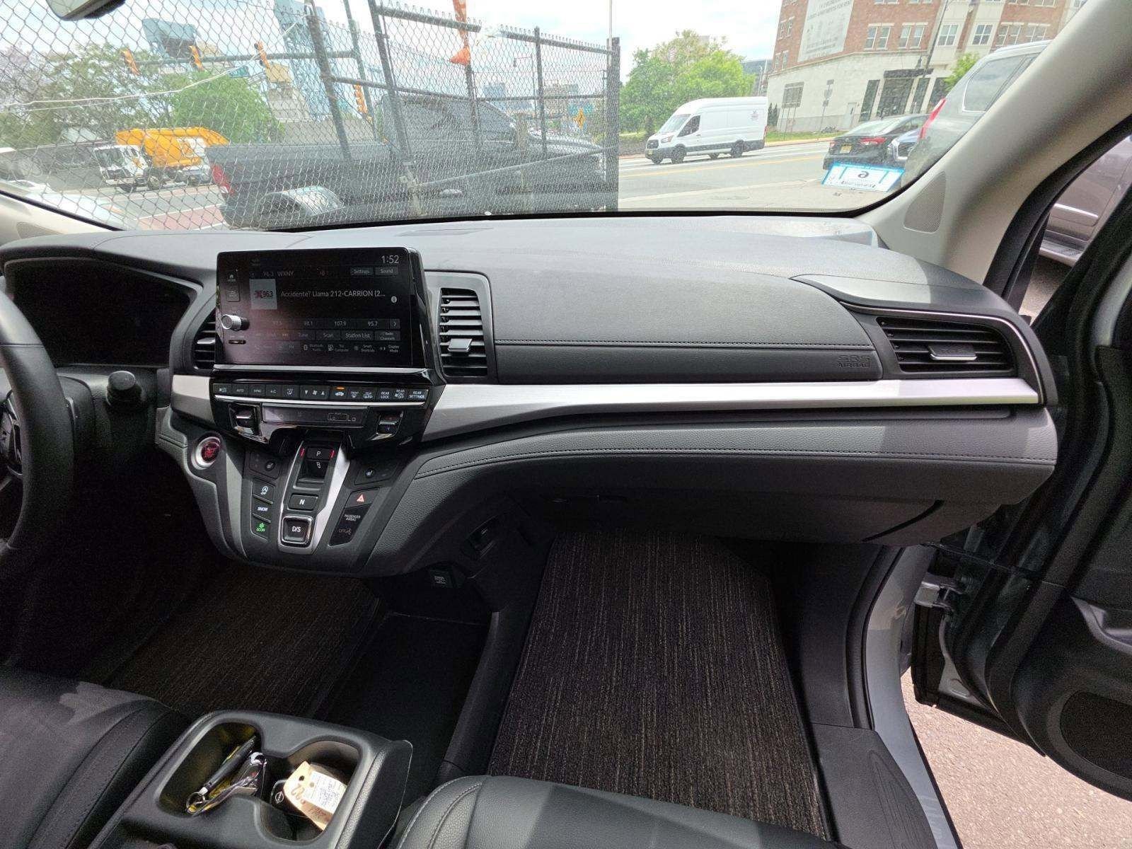 Used 2025 Honda Odyssey EX-L image 15