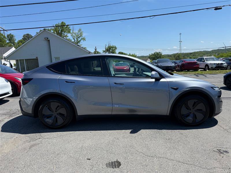 Used 2026 Tesla Model Y Long Range AWD/4WD image 6