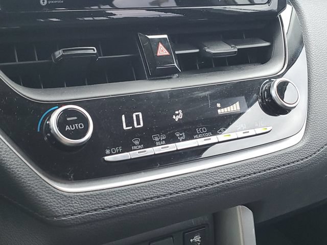 Used 2022 Toyota Corolla Cross LE AWD/4WD image 19