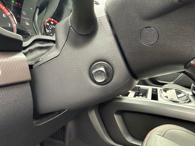 Used 2023 Nissan Titan PRO-4X w/ Pro-4x Convenience Package AWD/4WD image 30