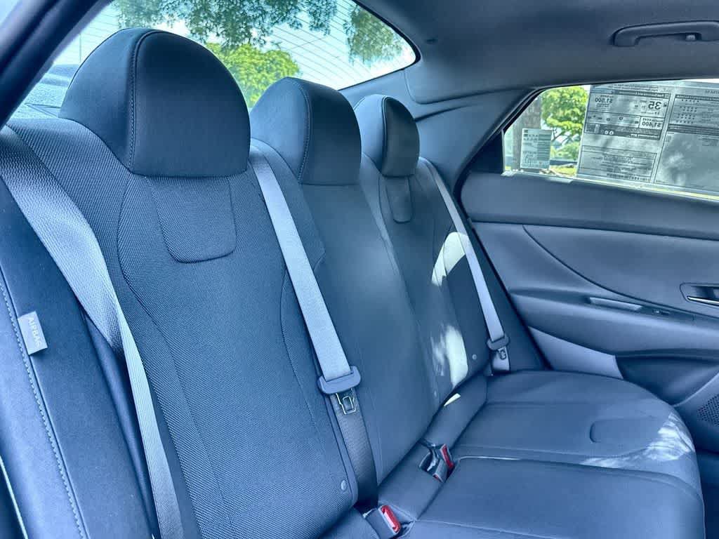 New 2026 Hyundai Elantra SE FWD image 26