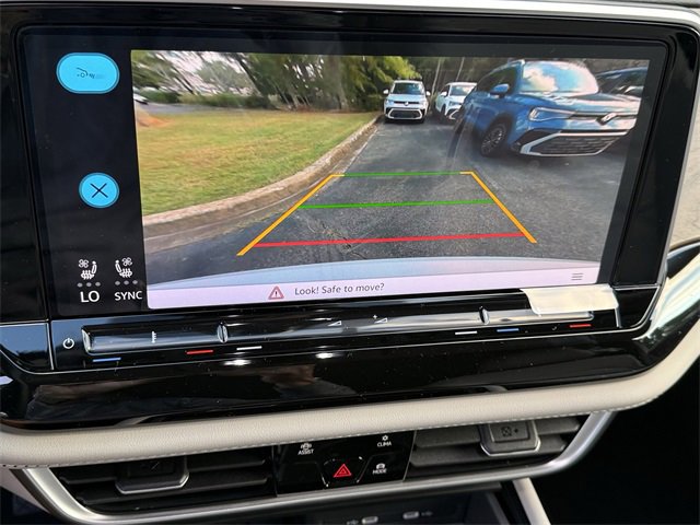 New 2026 Volkswagen Atlas SE image 21