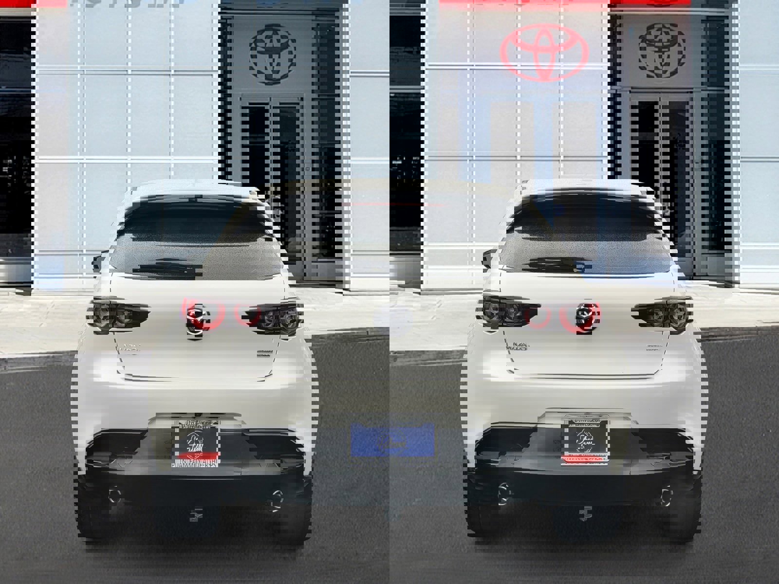 Used 2022 MAZDA MAZDA3 s image 5