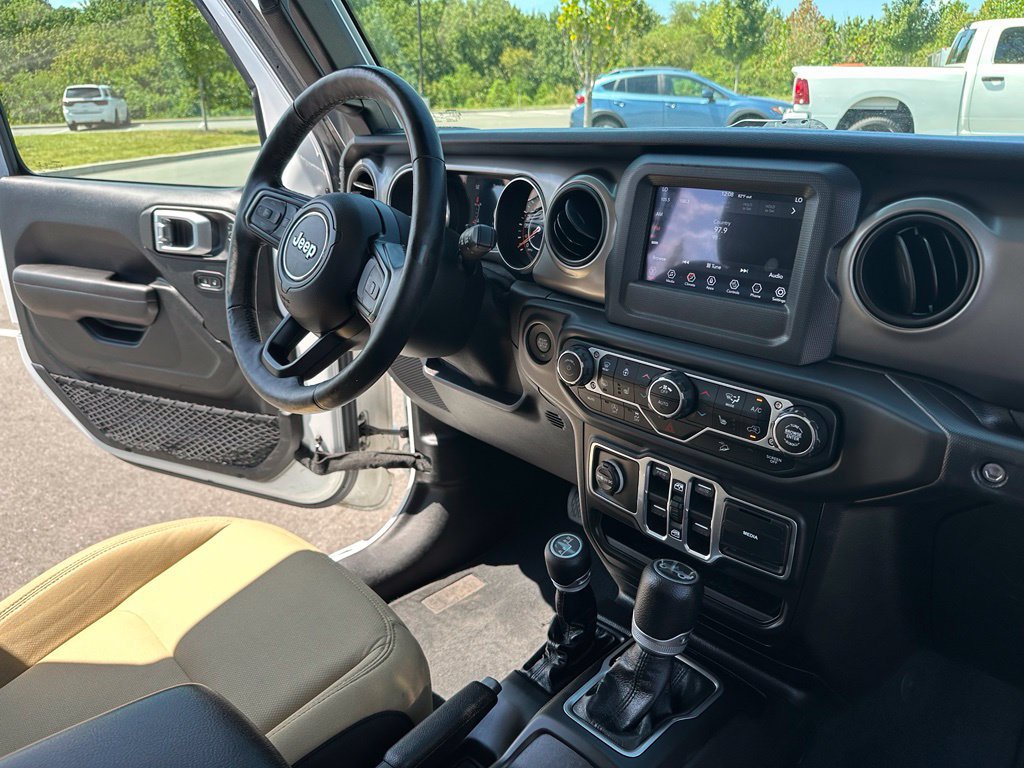 Used 2018 Jeep Wrangler Unlimited Sport S AWD/4WD image 38