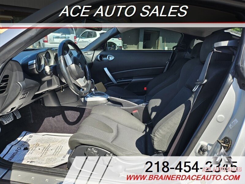 Used 2006 Nissan 350Z Enthusiast w/ (N93) Cargo Convenience Pkg RWD image 5