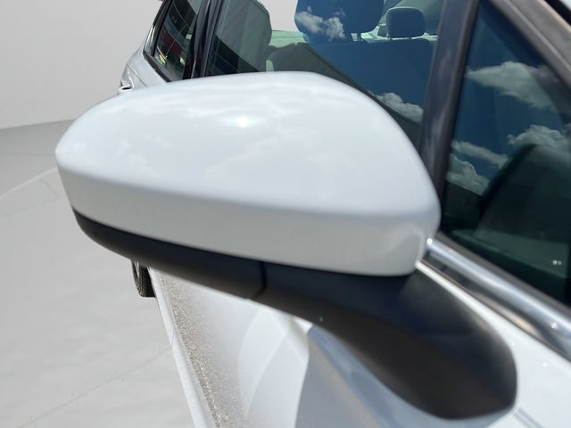 Used 2019 Ford Fusion SE FWD image 13
